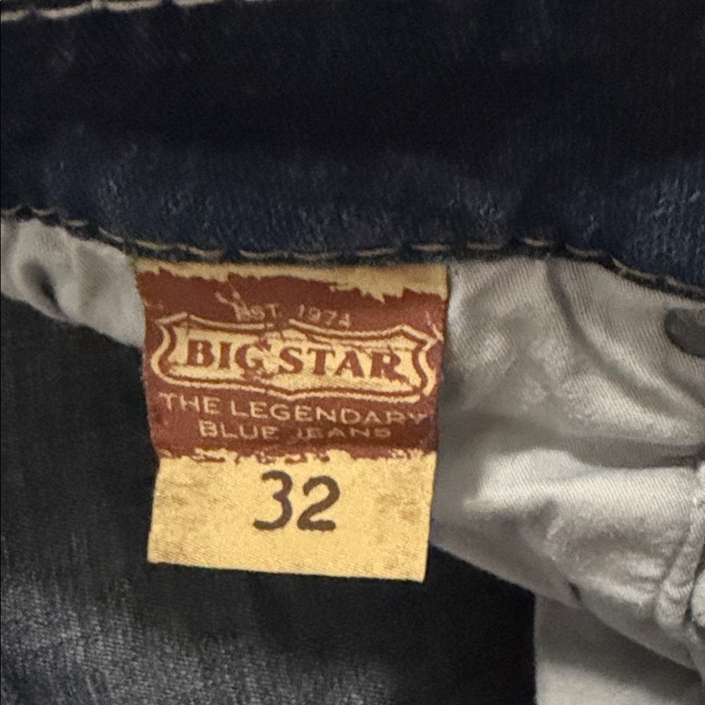 Big Star Maddie Dark Blue Distressed Denim Jeans Size 32 - Picture 3 of 10